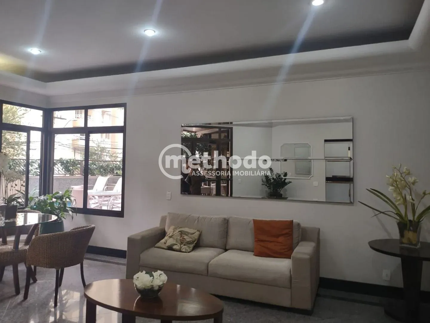 Apartamento, 3 quartos, 244 m² - Foto 2