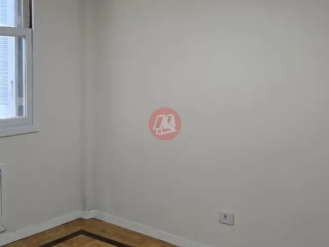 Apartamento com 42m² 1 quarto e 1 banheiro, à venda, no bairro Cidade Baixa em Porto Alegre
