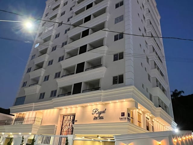 Apartamento com 73m² 2 quartos e 2 banheiros, à venda, no bairro Tabuleiro em Camboriú