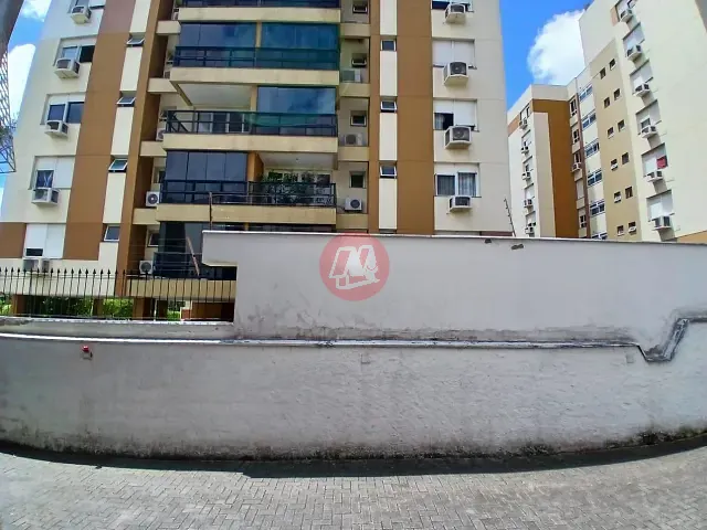 Apartamento 2 quartos e 2 banheiros, para alugar, no bairro Boa Vista em Porto Alegre