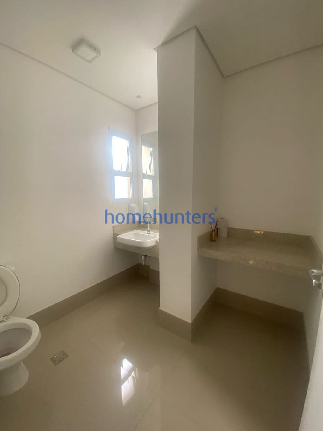 Apartamento para alugar com 2 quartos, 56m² - Foto 41