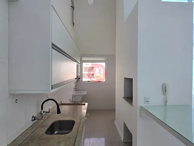 Apartamento com 75m² 2 quartos e 2 banheiros, à venda, no bairro Rio Branco em Porto Alegre