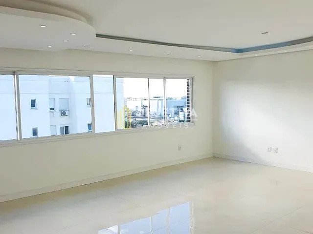 Apartamento com 132m² 2 quartos e 2 banheiros, à venda, no bairro Passo da Areia em Porto Alegre