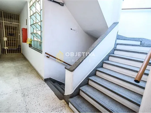 Apartamento com 85m² 3 quartos e 1 banheiro, à venda, no bairro Rio Branco em Porto Alegre