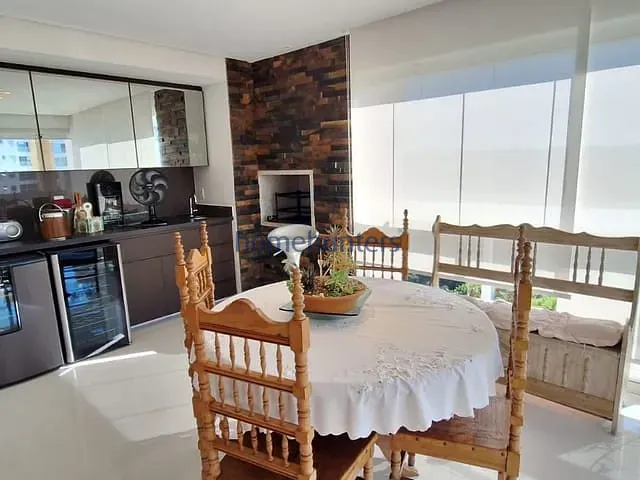 Apartamento com 181m² 3 quartos e 5 banheiros, à venda, no bairro Loteamento Residencial Vila Bella Dom Pedro em Campinas