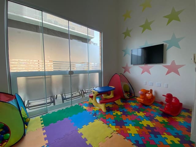 Apartamento com 128m² 3 quartos e 3 banheiros, à venda, no bairro Meia Praia em Itapema