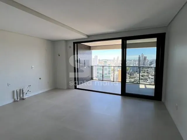 Apartamento com 135m² 3 quartos e 4 banheiros, à venda, no bairro Centro em Chapecó