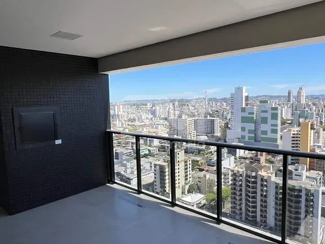 Apartamento com 135m² 3 quartos e 4 banheiros, à venda, no bairro Centro em Chapecó