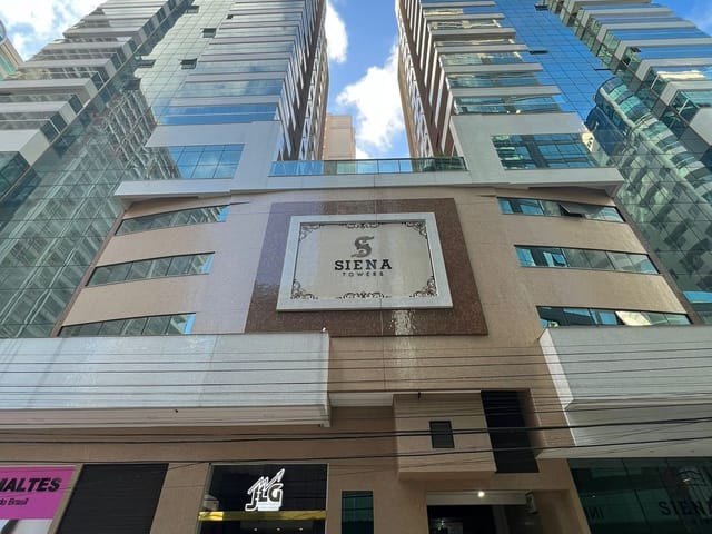 Apartamento com 132m² 3 quartos e 4 banheiros, à venda, no bairro Meia Praia em Itapema