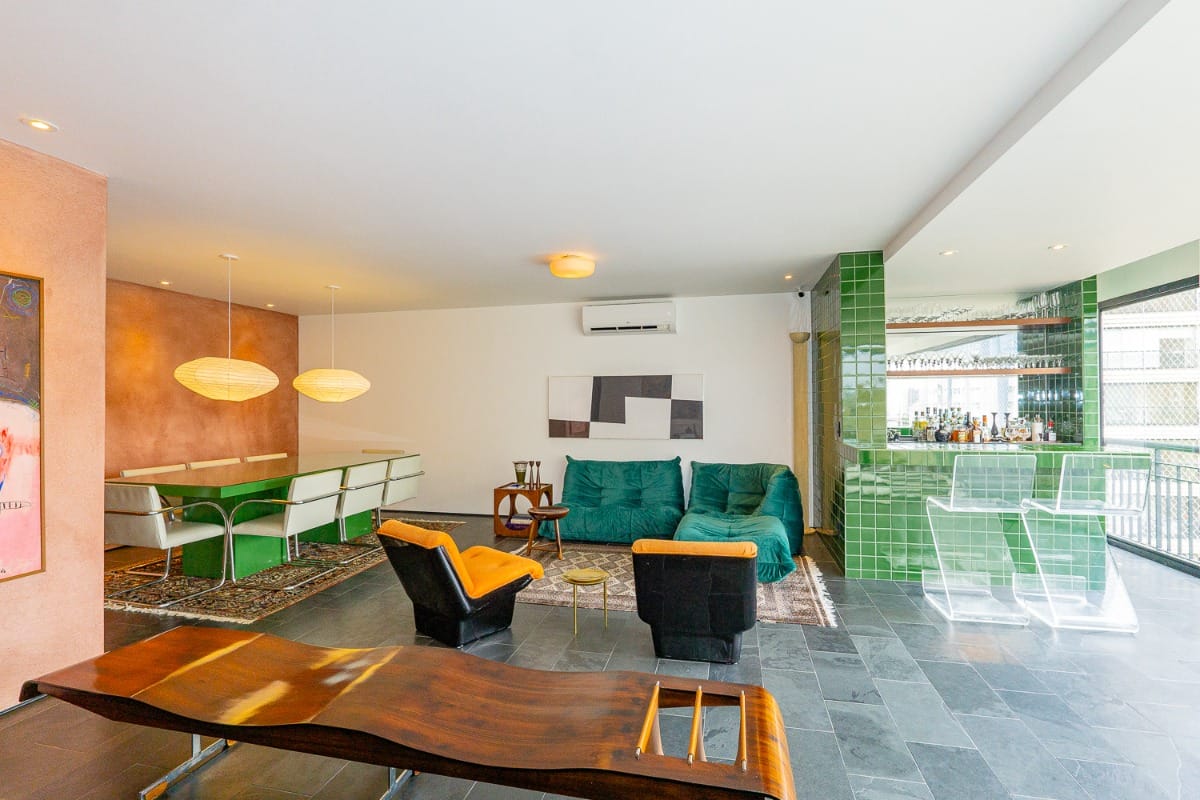 Apartamento para venda em Brooklin com 3 quartos, sendo 3 suítes, 218m²