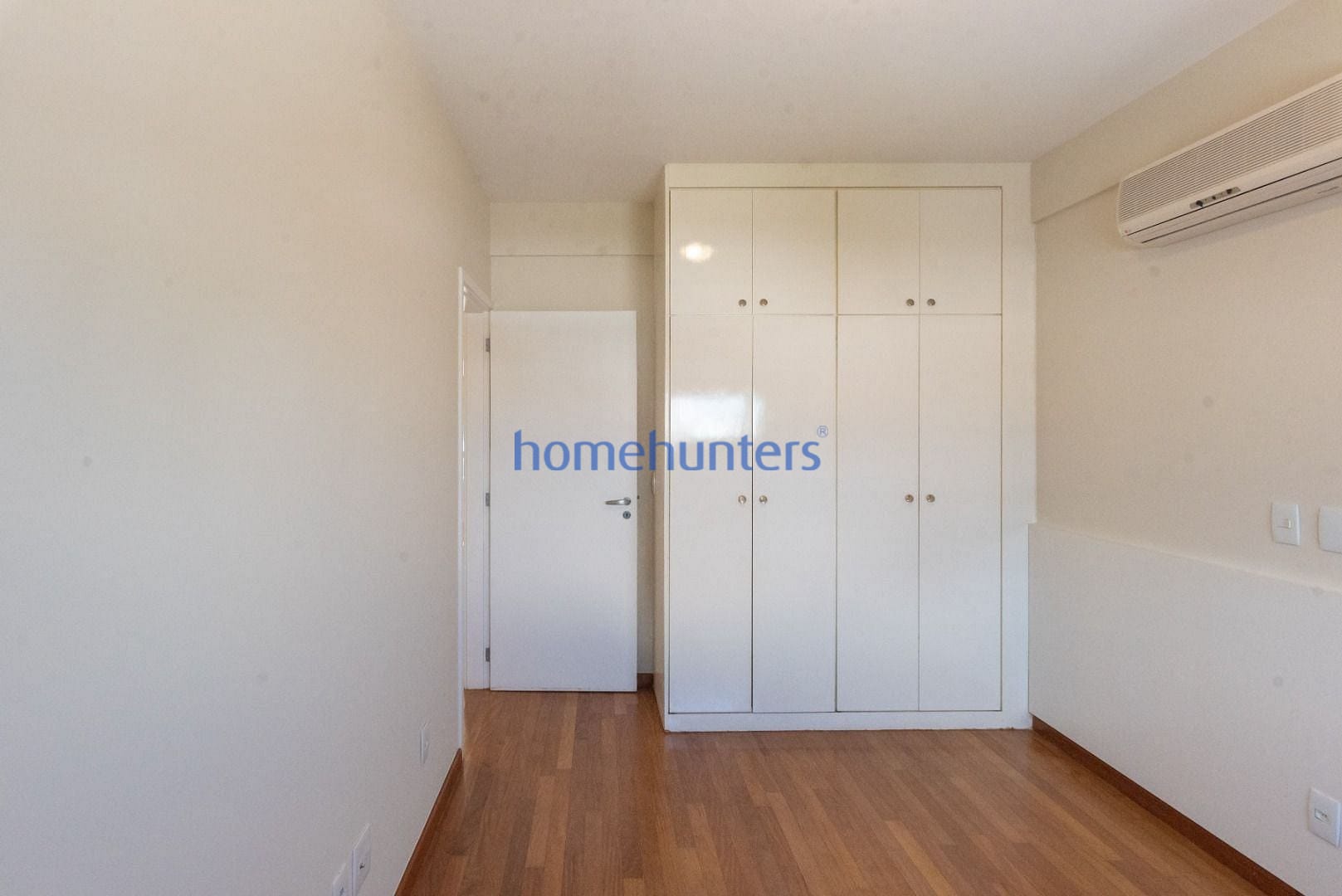 Apartamento à venda e aluguel com 3 quartos, 320m² - Foto 17