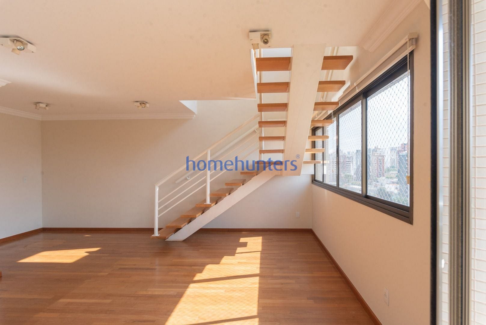 Apartamento à venda e aluguel com 3 quartos, 320m² - Foto 2