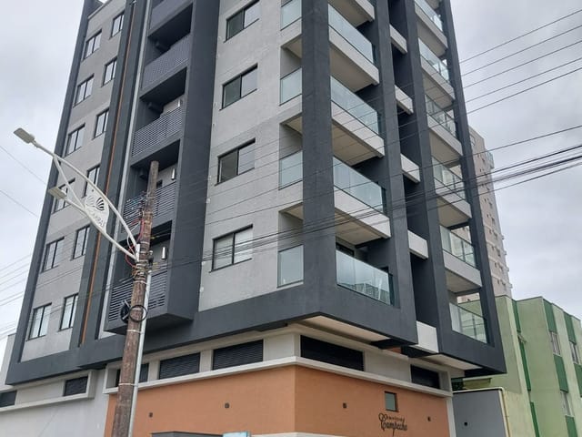 Apartamento com 89m² 3 quartos e 3 banheiros, à venda, no bairro Centro em Balneário Piçarras