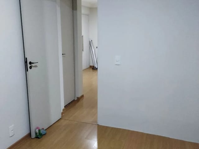 Apartamento 2 quartos e 1 banheiro, à venda, no bairro Parque Maria Domitila em São Paulo