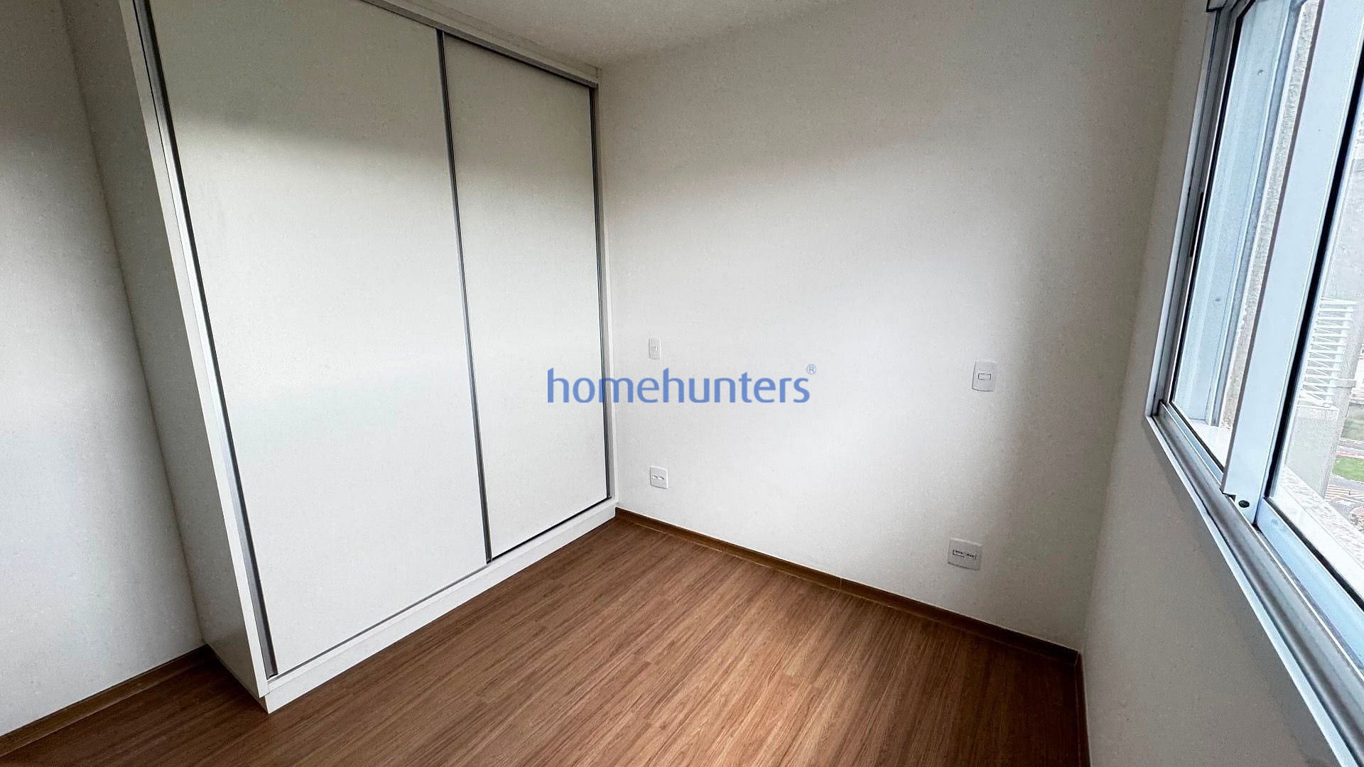 Apartamento à venda com 2 quartos, 64m² - Foto 21