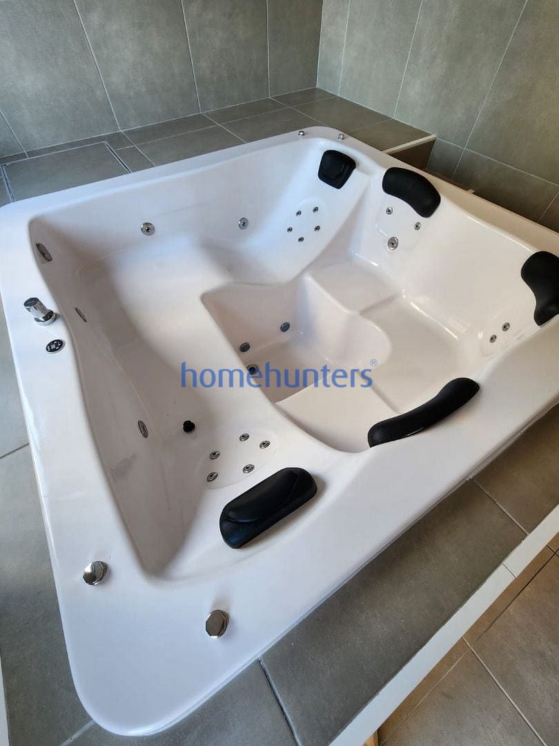 Apartamento à venda com 2 quartos, 64m² - Foto 58