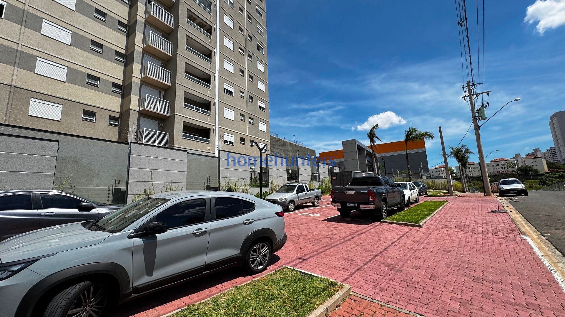 Apartamento à venda com 2 quartos, 64m² - Foto 32