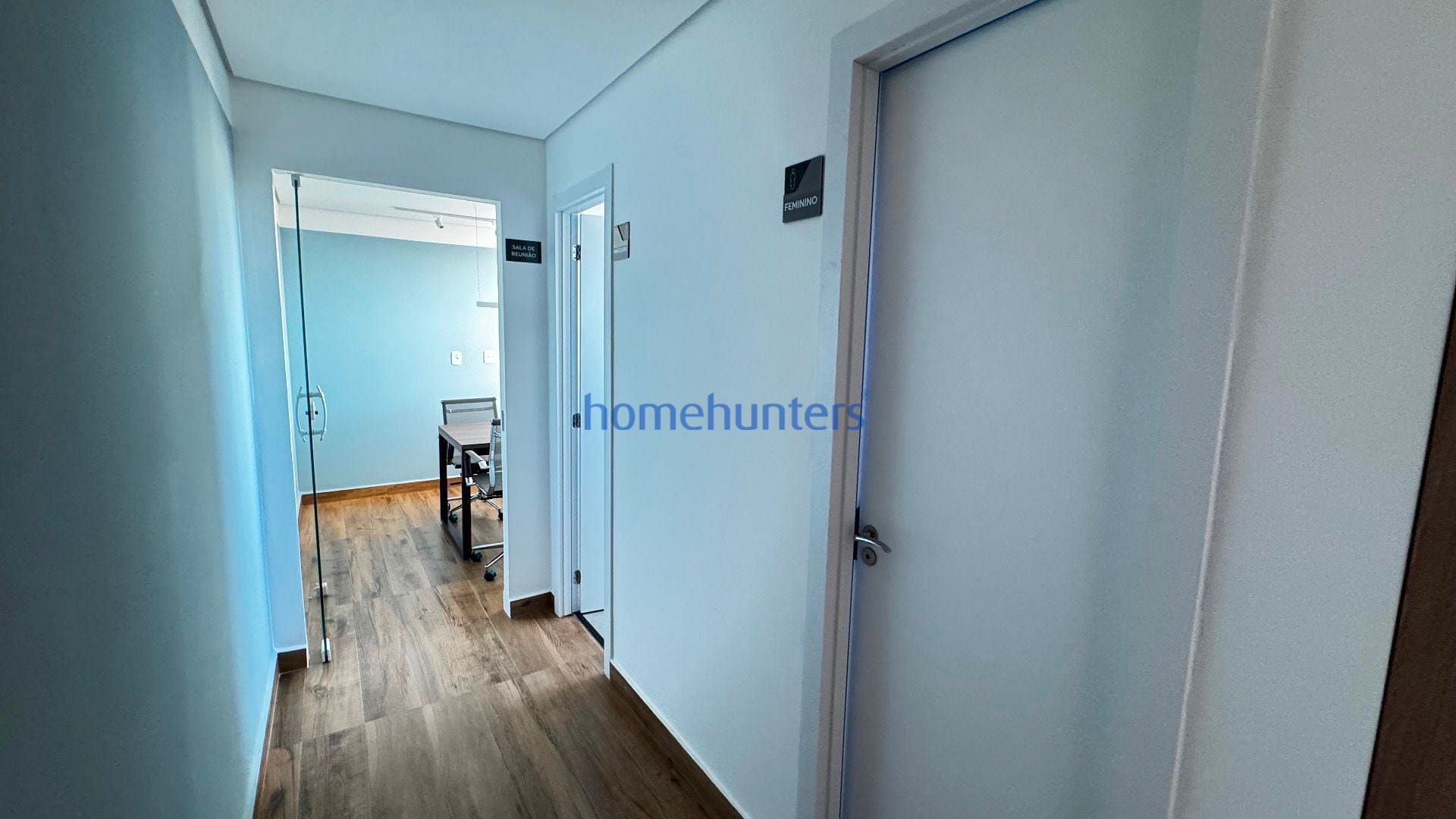 Apartamento à venda com 2 quartos, 64m² - Foto 29