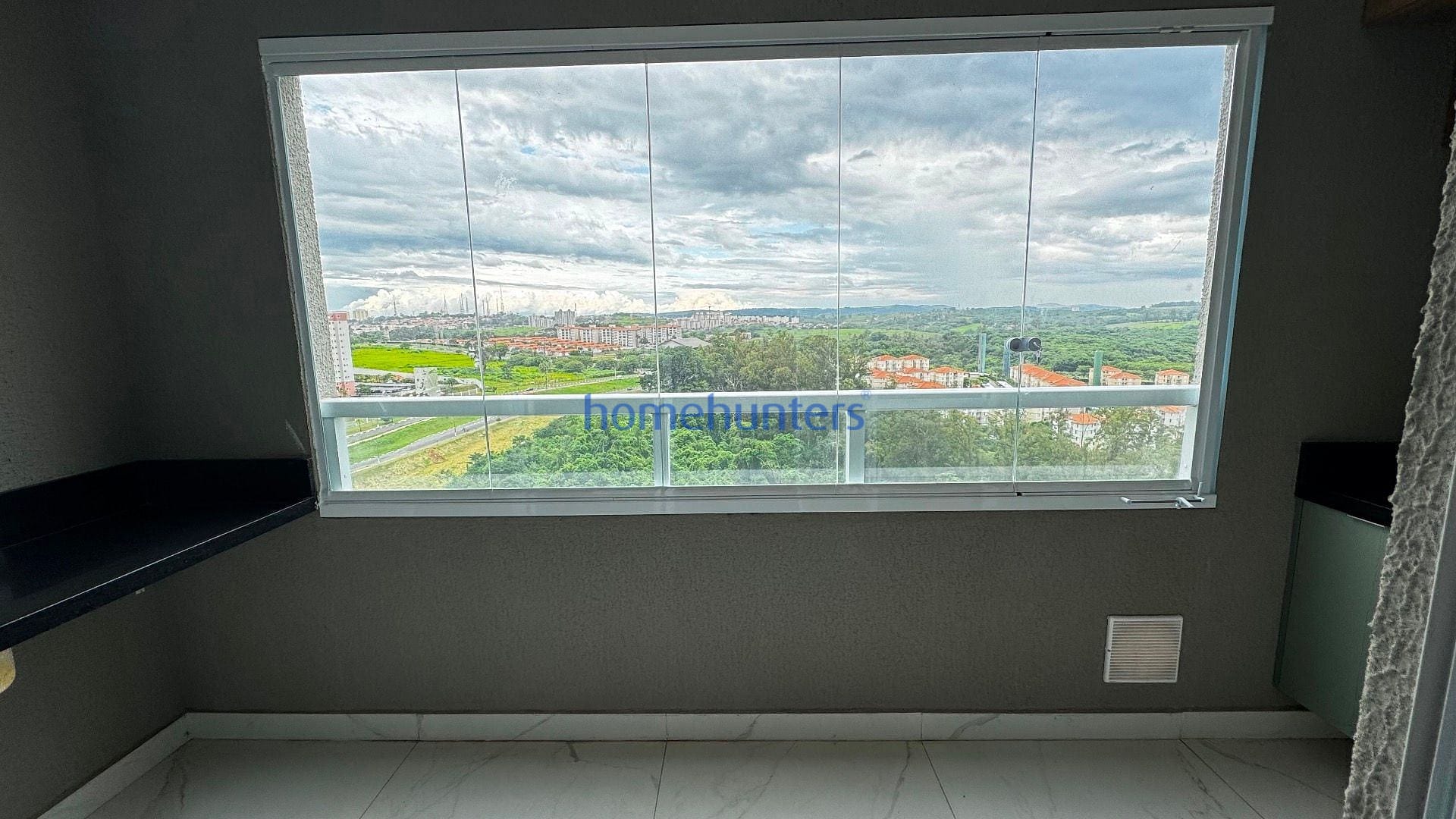Apartamento à venda com 2 quartos, 64m² - Foto 5