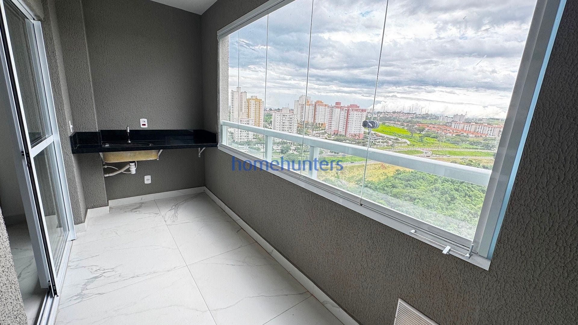 Apartamento à venda com 2 quartos, 64m² - Foto 7