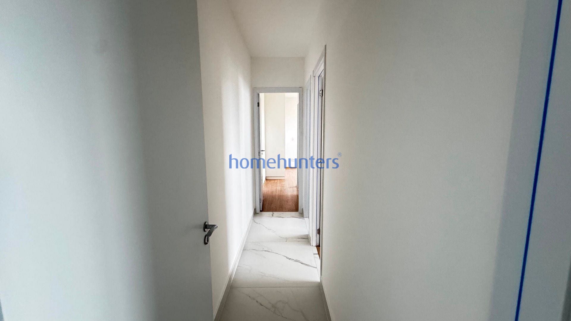 Apartamento à venda com 2 quartos, 64m² - Foto 10