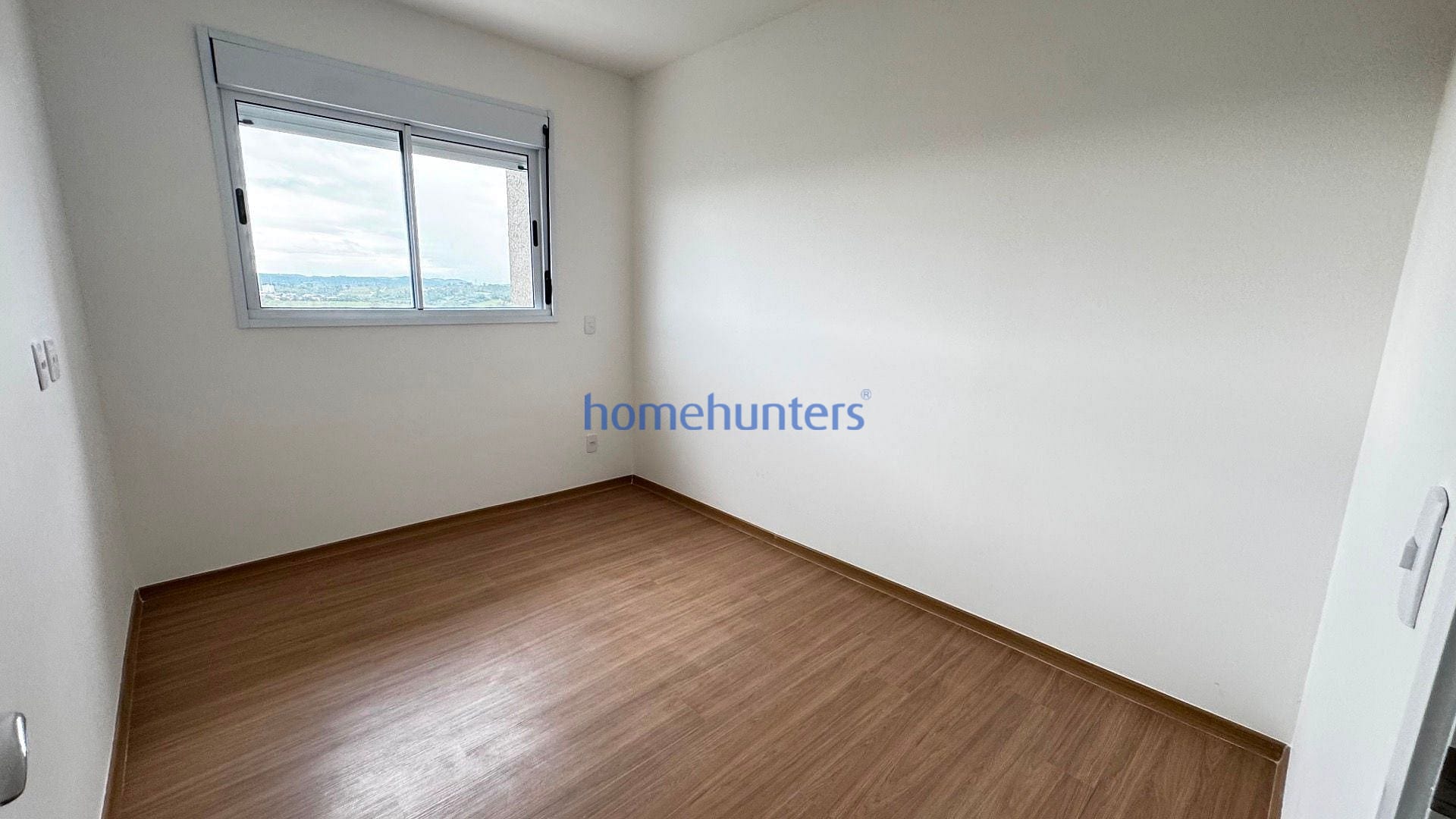 Apartamento à venda com 2 quartos, 64m² - Foto 11
