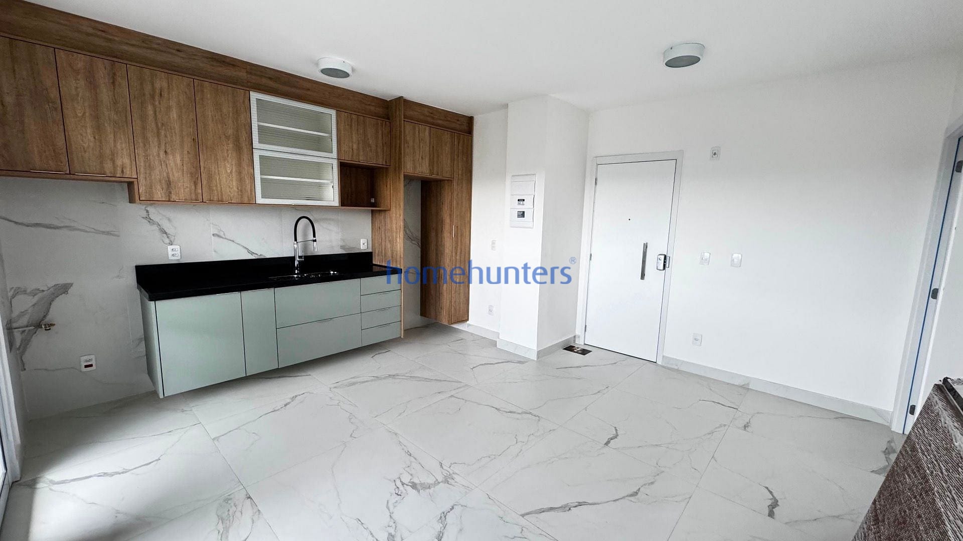 Apartamento à venda com 2 quartos, 64m² - Foto 1