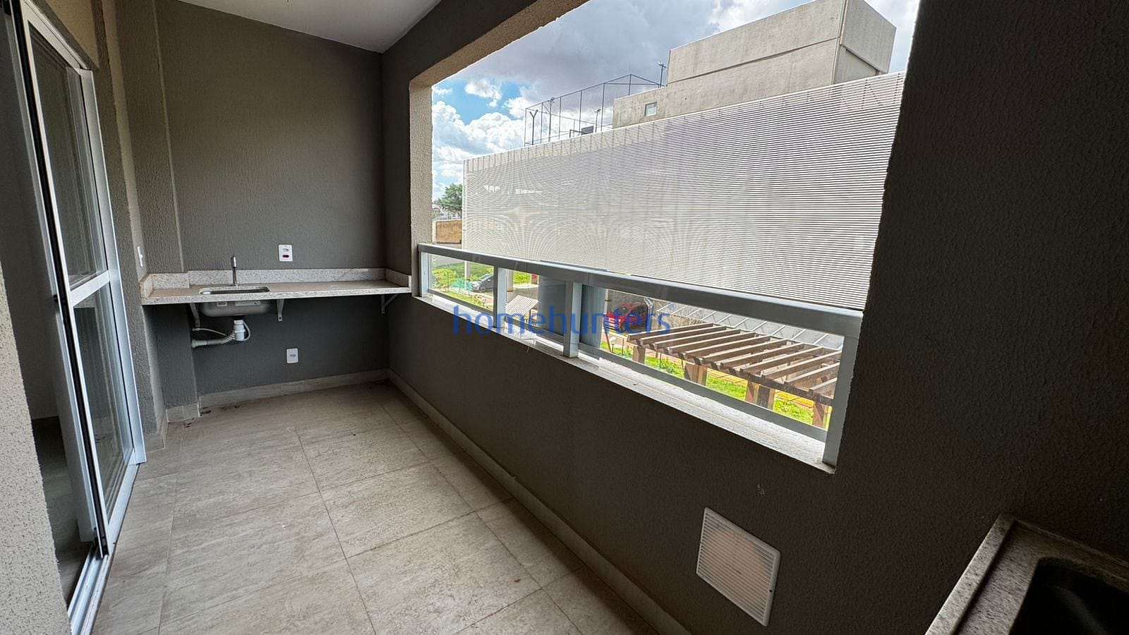 Apartamento à venda com 2 quartos, 64m² - Foto 5