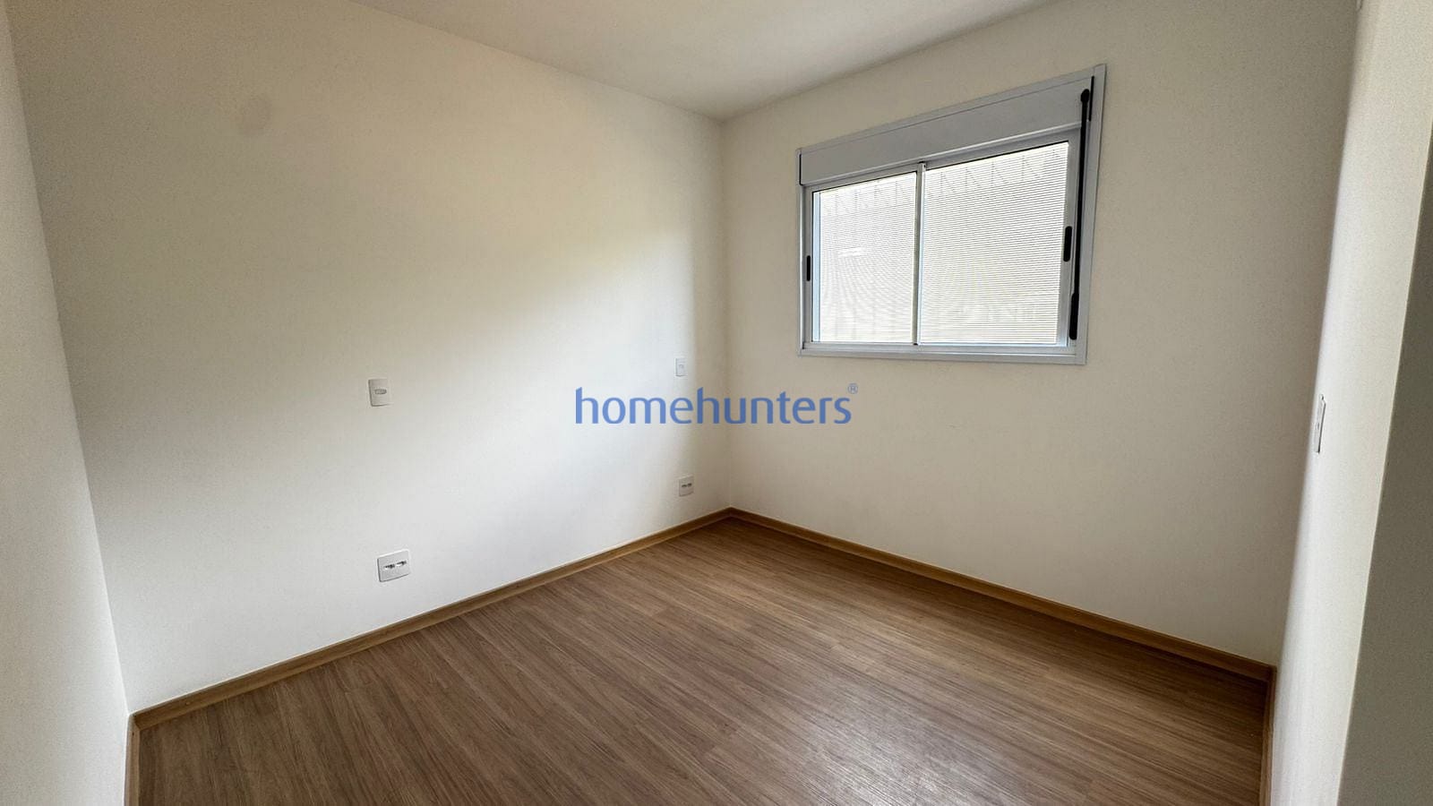 Apartamento à venda com 2 quartos, 64m² - Foto 8