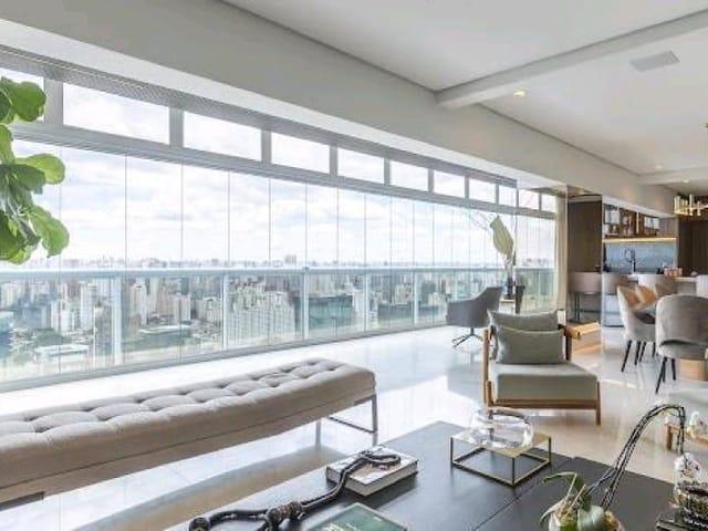 Apartamento com 225m² 2 quartos e 1 banheiro, à venda, no bairro Vila Nova Conceição em São Paulo