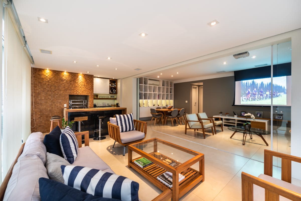 Apartamento para venda em Itaim Bibi com 3 quartos, sendo 3 suítes, 162m²