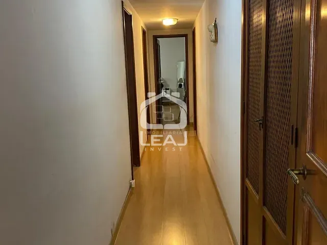 Apartamento com 192m² 3 quartos e 4 banheiros, à venda, no bairro Vila Nova Conceição em São Paulo