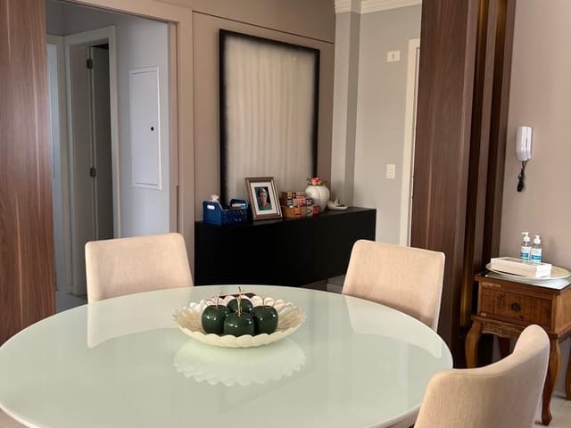 Apartamento com 78m² 2 quartos e 3 banheiros, à venda, no bairro Balneário Pereque em Porto Belo