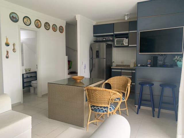 Apartamento com 80m² 2 quartos e 3 banheiros, à venda, no bairro Parque Enseada em Guarujá