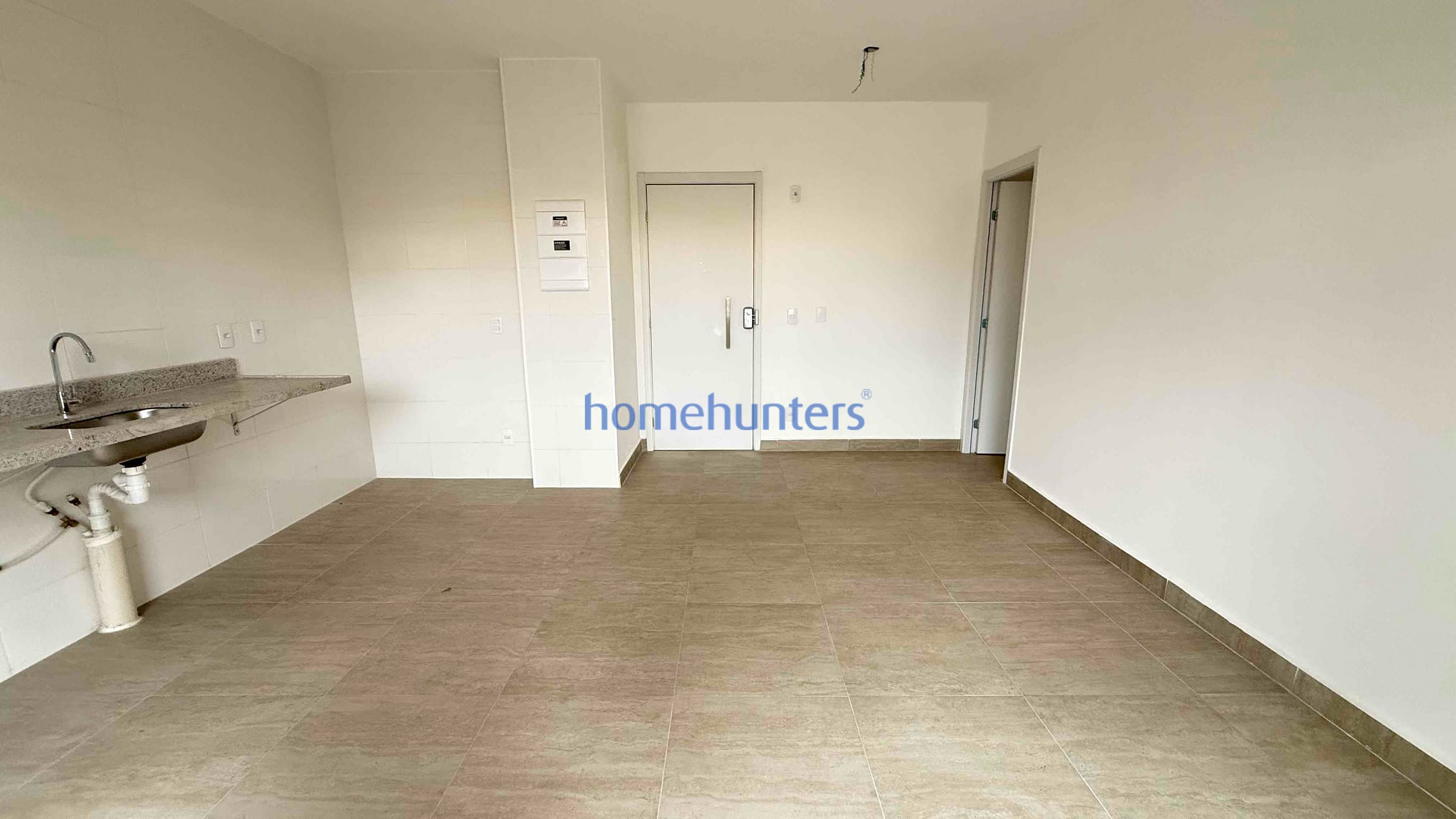 Apartamento à venda com 2 quartos, 64m² - Foto 3