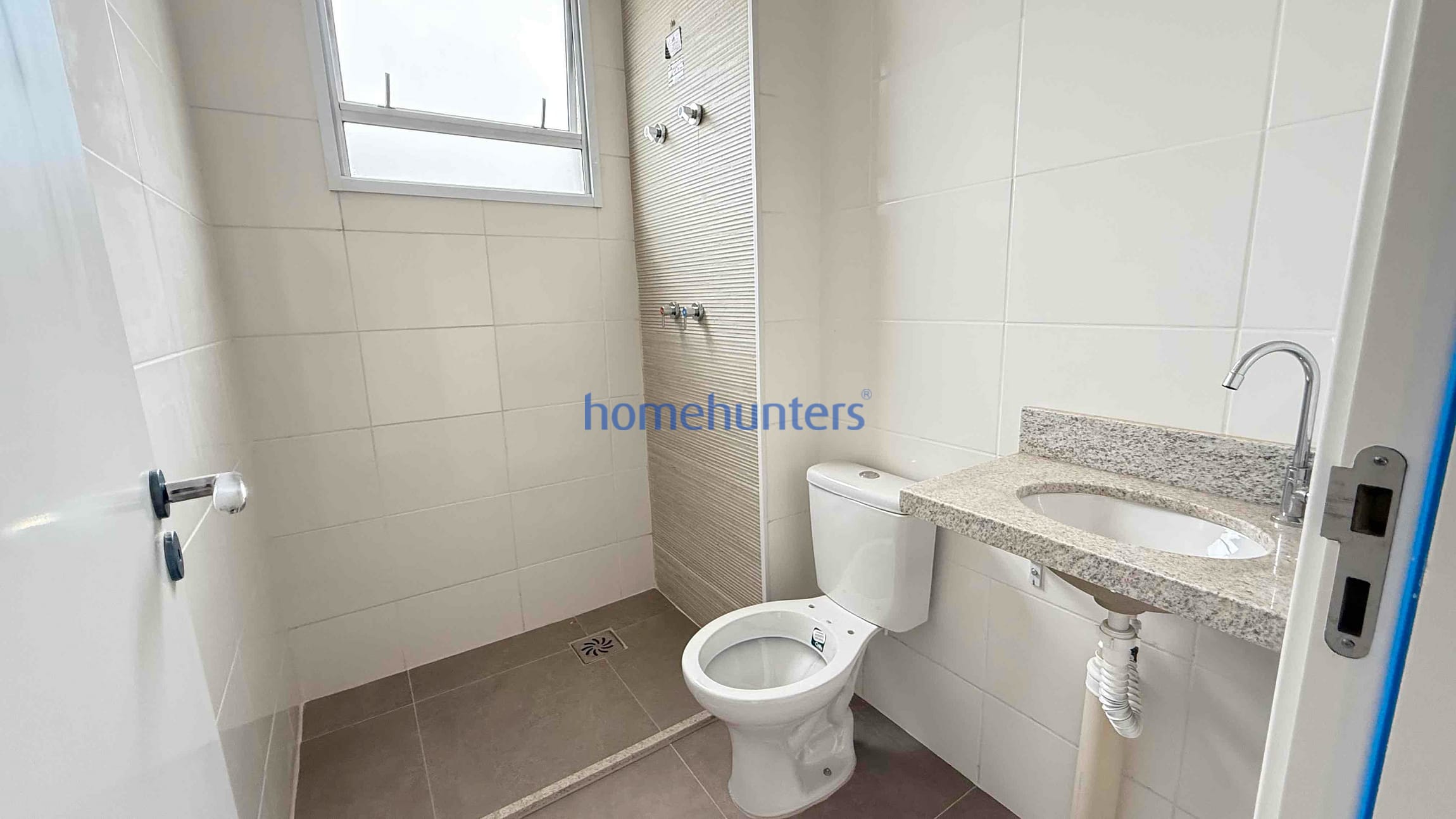 Apartamento à venda com 2 quartos, 64m² - Foto 12