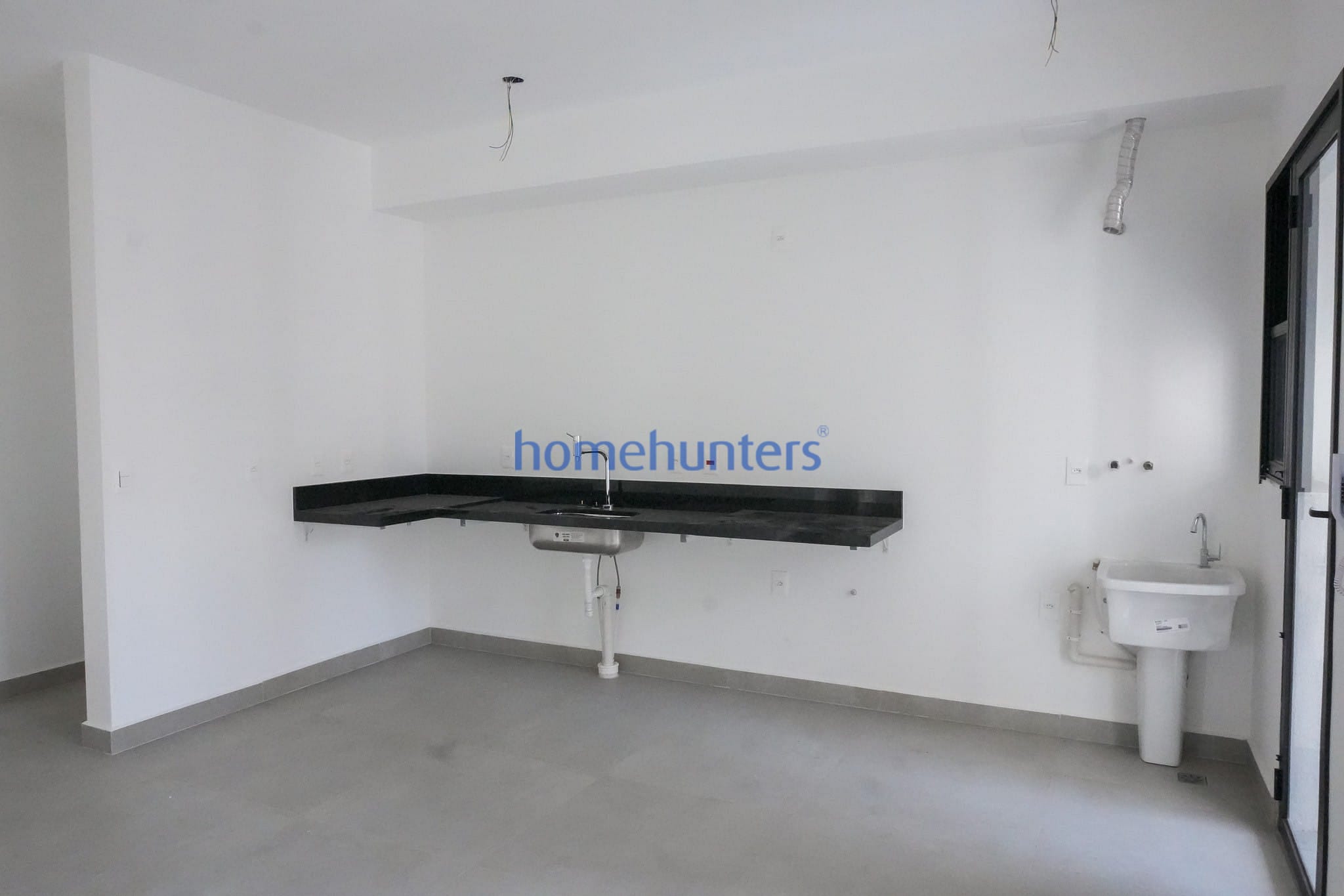 Apartamento à venda com 3 quartos, 76m² - Foto 3
