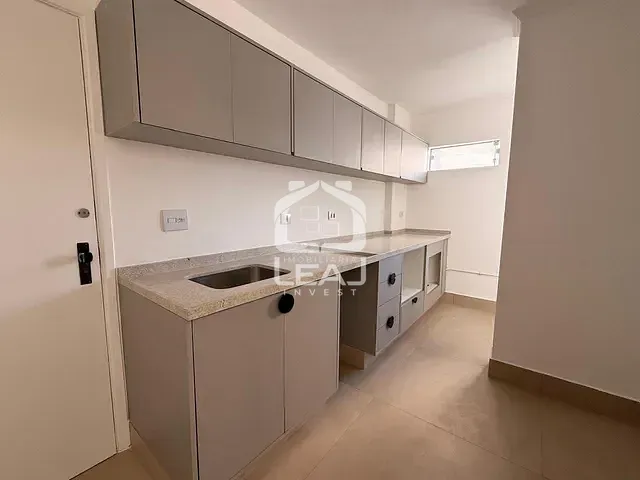 Apartamento 3 quartos e 3 banheiros, à venda, no bairro Vila Olímpia em São Paulo