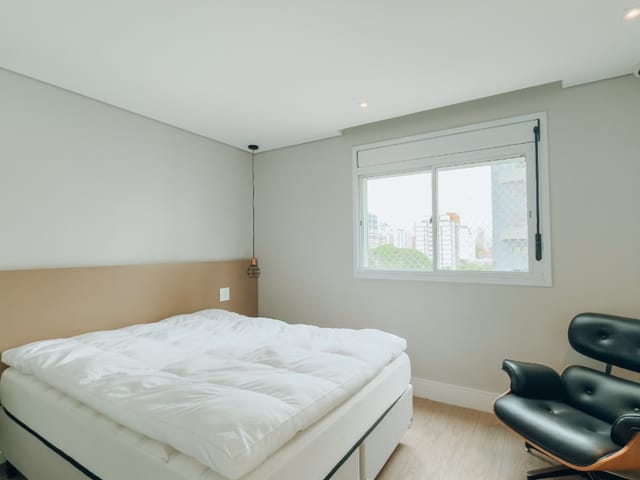 Foto do Apartamento - Apartamento tipo para venda em Moema com 3 quartos, sendo 3 suítes, 143m² | Correteria Imóveis