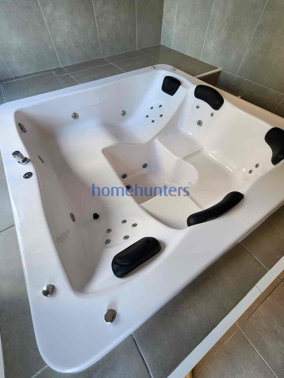 Apartamento à venda com 2 quartos, 64m² - Foto 49