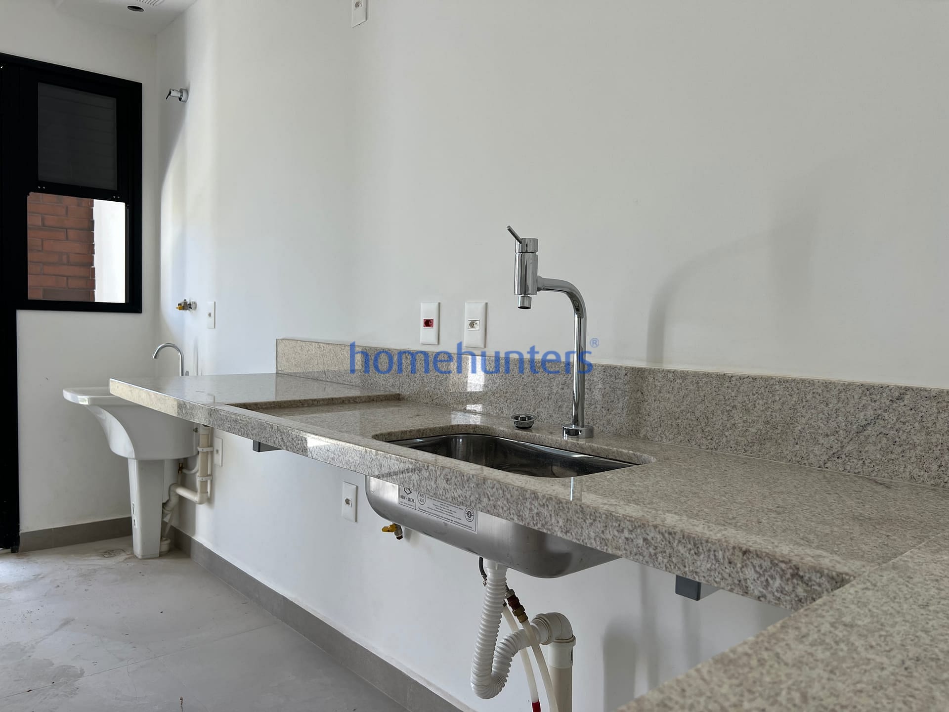 Apartamento à venda com 2 quartos, 102m² - Foto 4