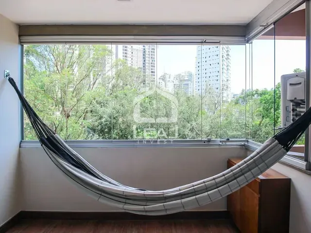 Apartamento com 70m² 2 quartos e 2 banheiros, à venda ou para alugar, no bairro Vila Andrade em São Paulo