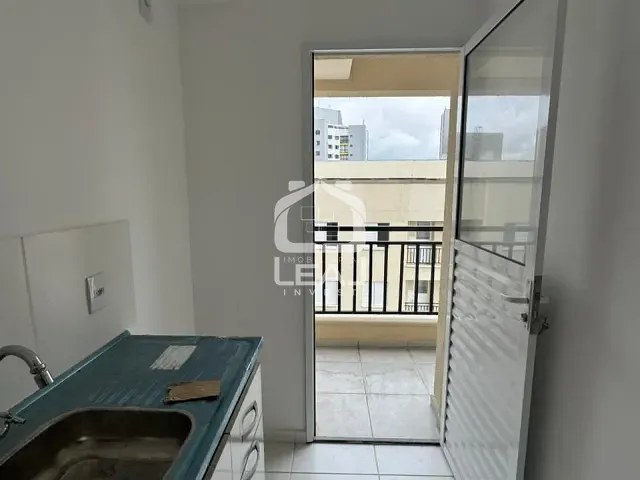 Apartamento com 43m² 2 quartos e 1 banheiro, à venda ou para alugar, no bairro Jardim Três Irmãos em Taboão da Serra