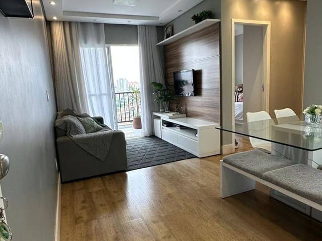 Apartamento 2 quartos e 2 banheiros, à venda, no bairro Umuarama em Osasco