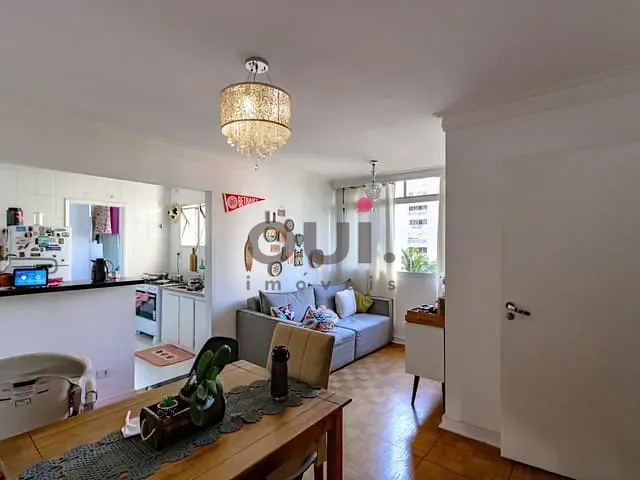 Apartamento 2 quartos e 2 banheiros, à venda, no bairro Moema em São Paulo