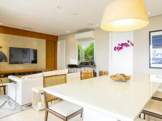 Apartamento com 120m² 3 quartos e 2 banheiros, à venda, no bairro Vila Olímpia em São Paulo
