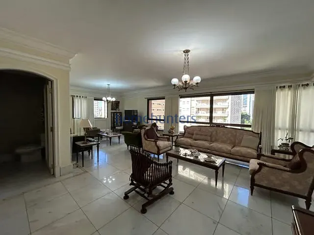 Apartamento 4 quartos e 6 banheiros, à venda, no bairro Cambuí em Campinas