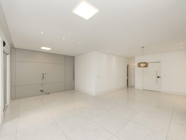 Apartamento com 270m² 3 quartos e 4 banheiros, à venda, no bairro Vila Albertina em São Paulo