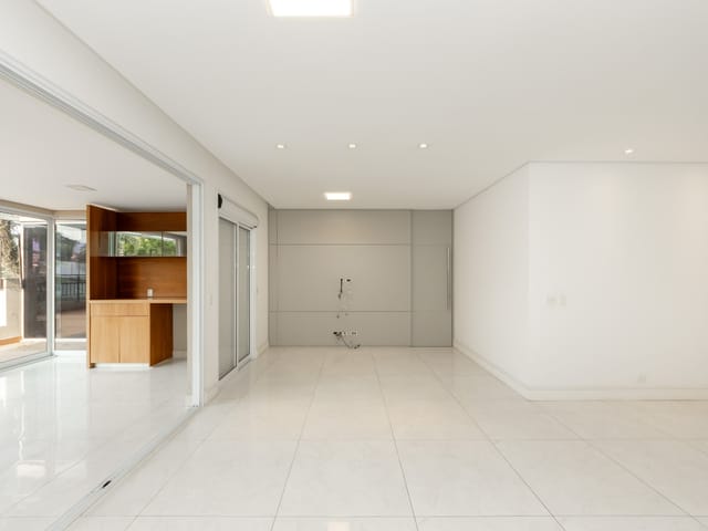 Apartamento com 270m² 3 quartos e 4 banheiros, à venda, no bairro Vila Albertina em São Paulo