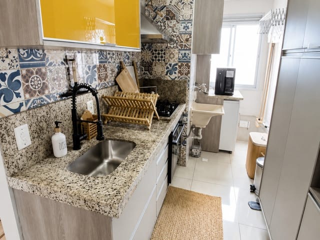 Apartamento 2 quartos e 1 banheiro, à venda ou para alugar, no bairro Vila da Oportunidade em Carapicuíba